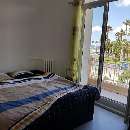 Studio With Sea View For 2 People ตูลง ภายนอก รูปภาพ